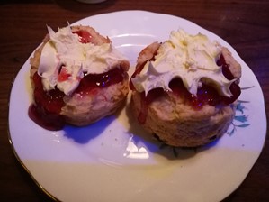 Scones at The Keys