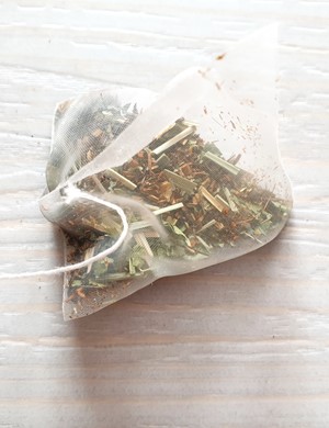 Lemon and honey rooibos teabag