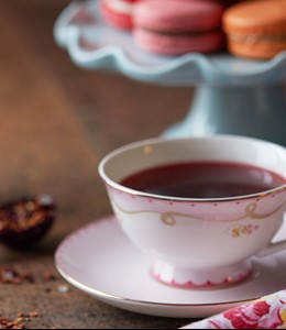 Tea and macarons